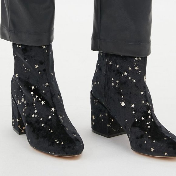 Margot Constellation Zodiac Stars Moon Velvet Boot - Picture 2 of 5